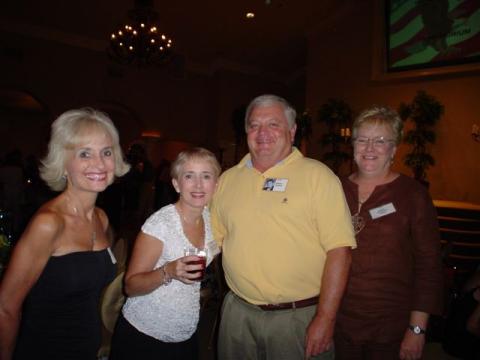 Marsha and Gina Phillips, Ed Swartz and Donna Underwood