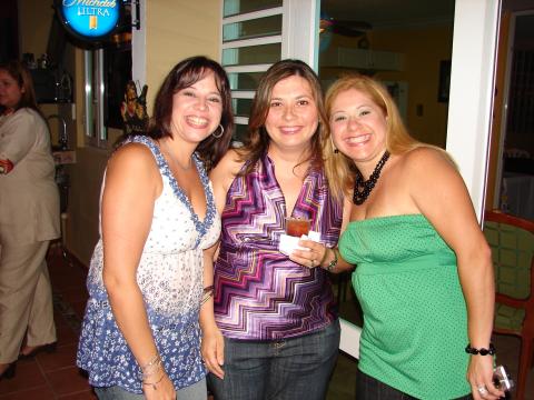 Tricia, Annette y Yolanda