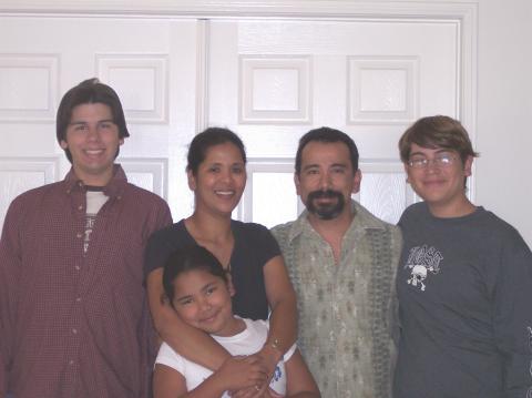 Tom ValfreFamily2003