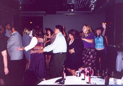 group_dancing