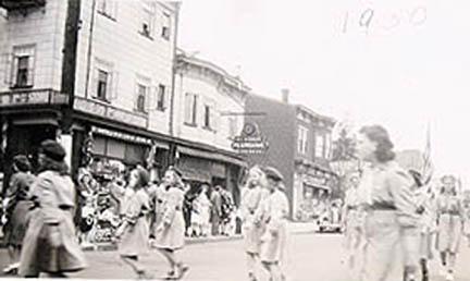 Parade1950's, image2