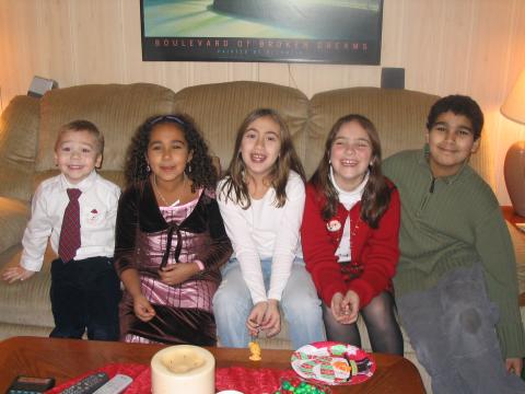 Harleigh & C.J with their cousins.