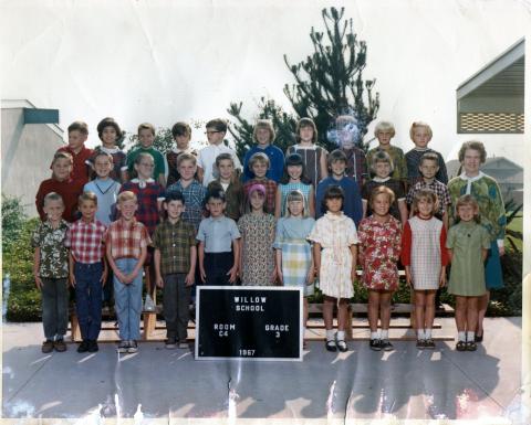 Mrs. Smith's 3rd Grade - '66-'67