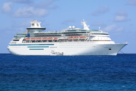 The ship at anchor at Coco Cay