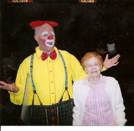 Gram at circus