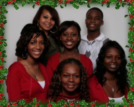 Family Christmas Pic 12-19-2010