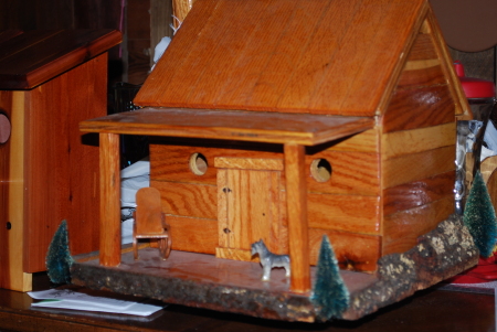 Log Cabin Style Bird House