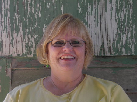 Lynn Schossow's Classmates® Profile Photo
