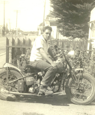 Lee Rodrigues, Aptos circa 1940