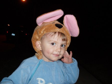 Halloween '08 as "Roo"