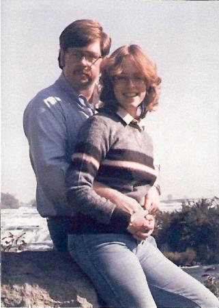 Don and Wendy at Niagria Falls