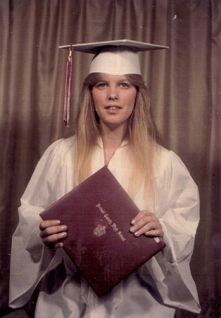 this is my wife when she grad in 1981