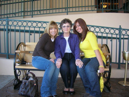 Dianne, My Mom & Lauren