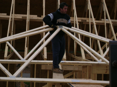 Setting trusses