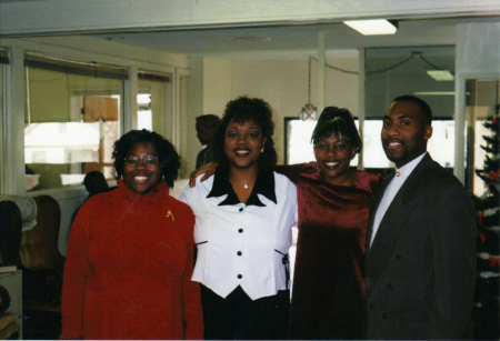 Tara, Michele, Antonia and Walter (Joe) Givens