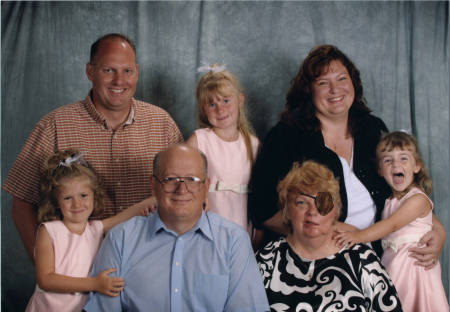 Mom, Dad, Tim and his 2 girls, me and Tori