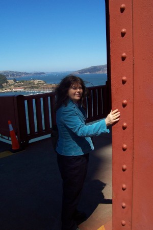 Linda on Golden Gate Bridge, August 2007