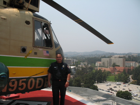 Big LA County Sheriff chopper