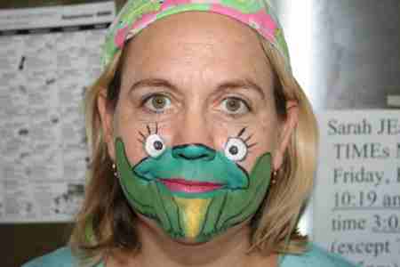 Rhonda froggy face