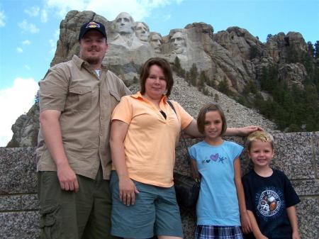 Family Photo - Mount Rushmore