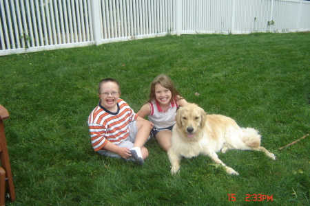 Caitlin, Bobby and Murphy 2007