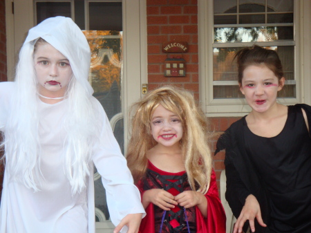 My Girls at Halloween '08 - SCARY!!!!!!