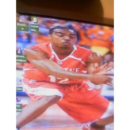 RON LEWIS PLAYING BBALL AT OHIOSTATE.