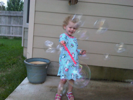 Ella and her bubbles
