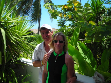 Me & Mike on Paradise Island