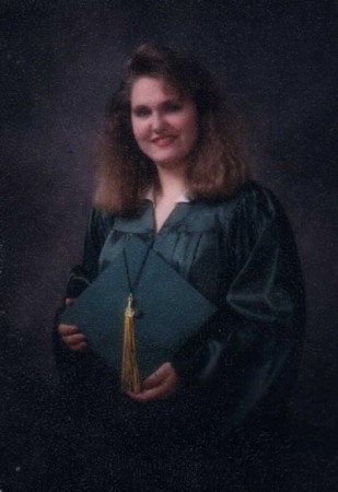 Michelle's sr grad pic