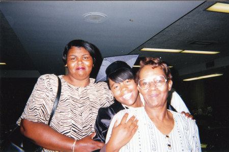 Jackie, Elyse, & Mom (R.I.P. 8.8.41-11.27.04)