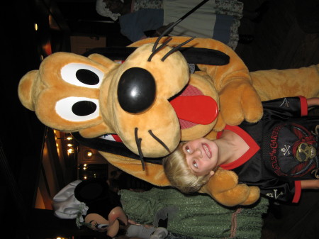 Maxx and Pluto, Disney World 07