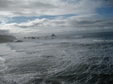 Tide coming in at Ecola Park in Cannon Beach