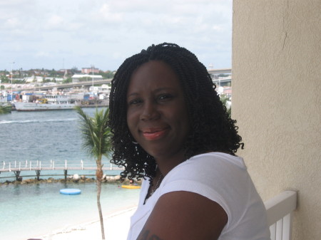 Hang on the balcony in the Bahamas