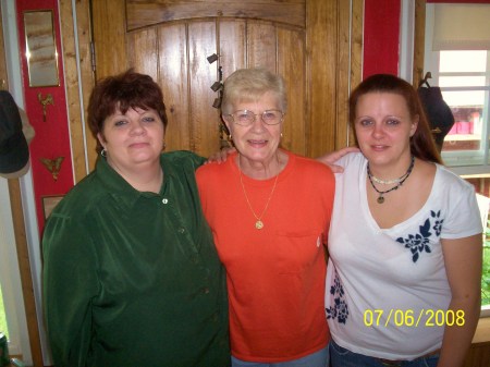 Me, Mom and Christine.