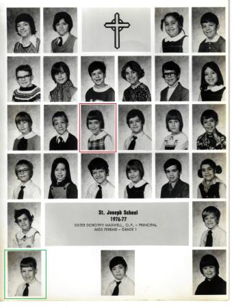 1976-1977 1ST GRADE CLASS