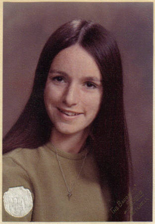 debbie 1974 -(senior)