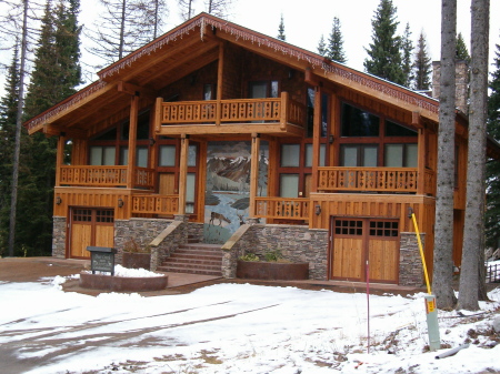 Log Home In Montana