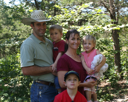 Jennifer, Cody and the kids at Branson, MO