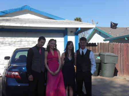 prom 002