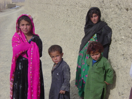 Afghan children 2002