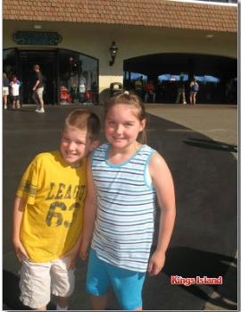 Dean and Julianne at Kings Island's Front Gate