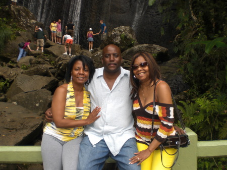 FRIENDS IN THE RAINFORREST IN PUERTO RICO