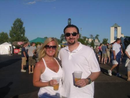 Mem & Brandon at Steely Dan concert 2008