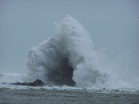 Storm wave,Winter 2007 Sunset  Bay, Coos Bay