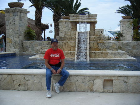 HUBBY RESTING A MOMENT IN COZUMEL