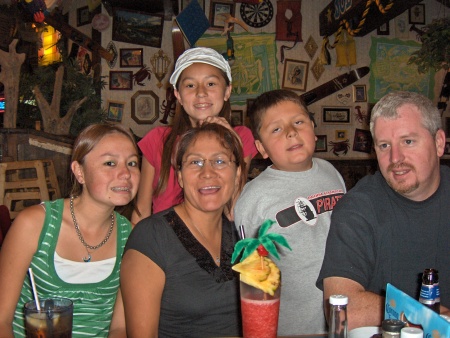 Doug's family at  Joe's Crab Shack