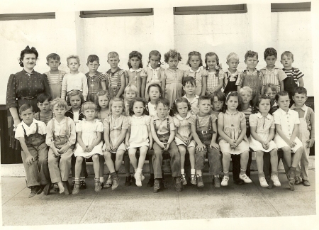1st grade class 1944