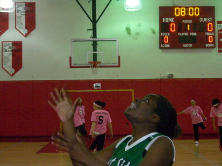 daughter center for west side girls basketball