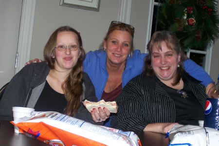 daughter in law, sis (cousin) and me